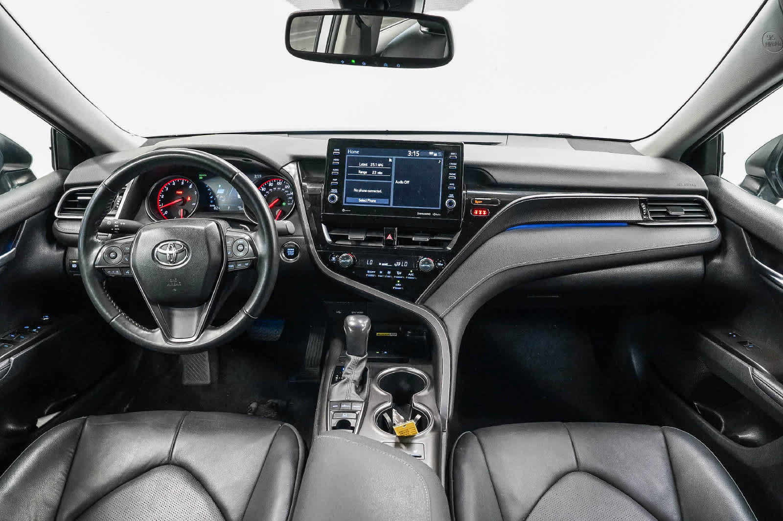 Used 2024 Toyota Camry XSE FWD image 12