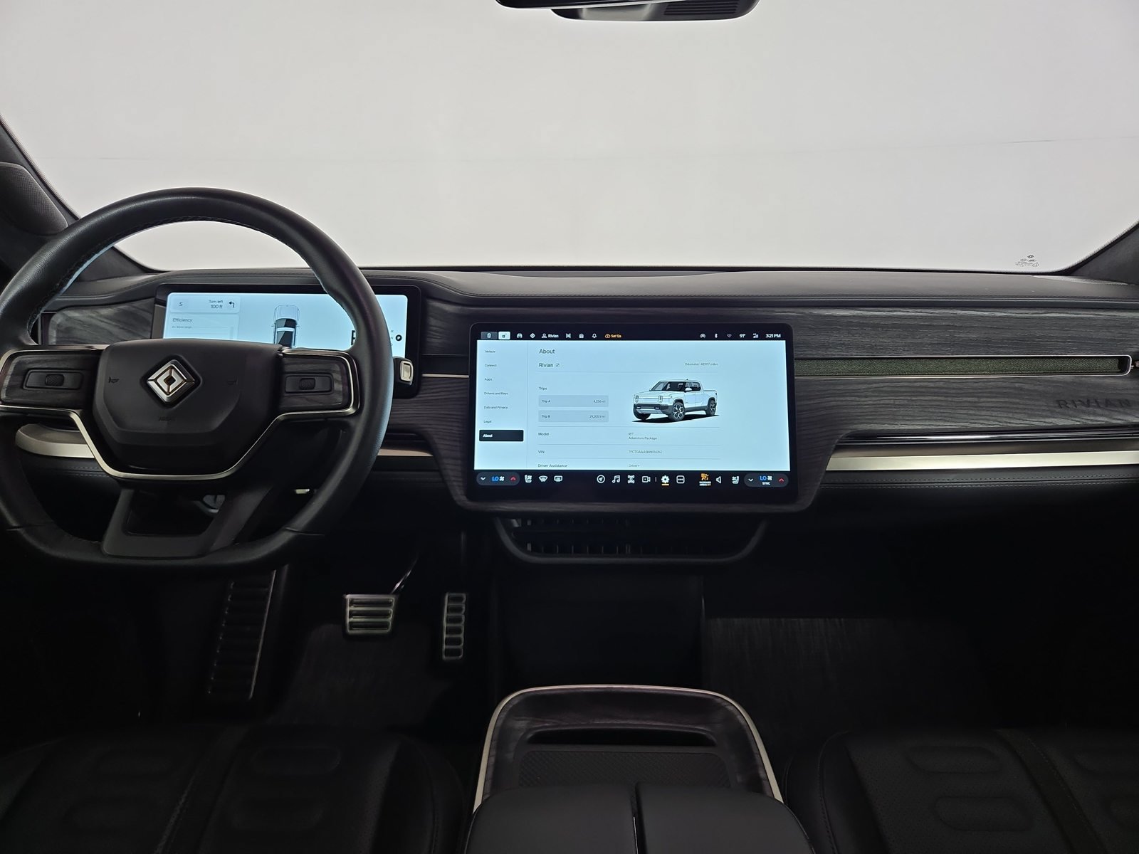 Used 2022 Rivian R1T Adventure AWD/4WD image 25