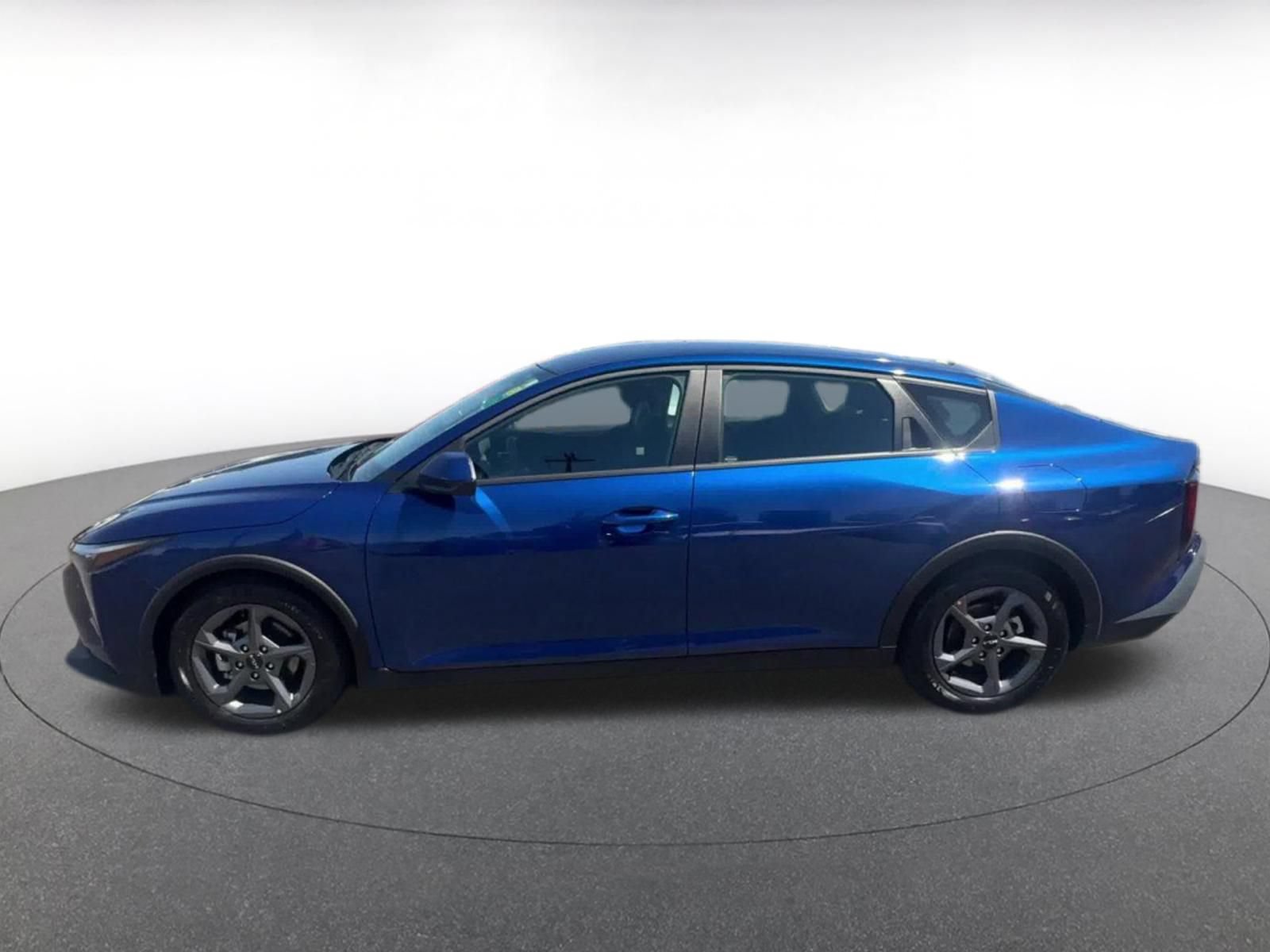 Used 2026 Kia K4 FWD image 9