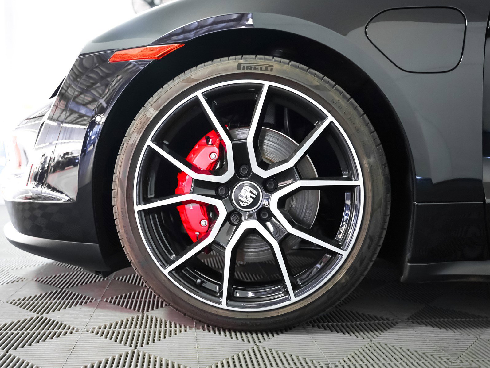 Certified 2024 Porsche Taycan 4S image 13