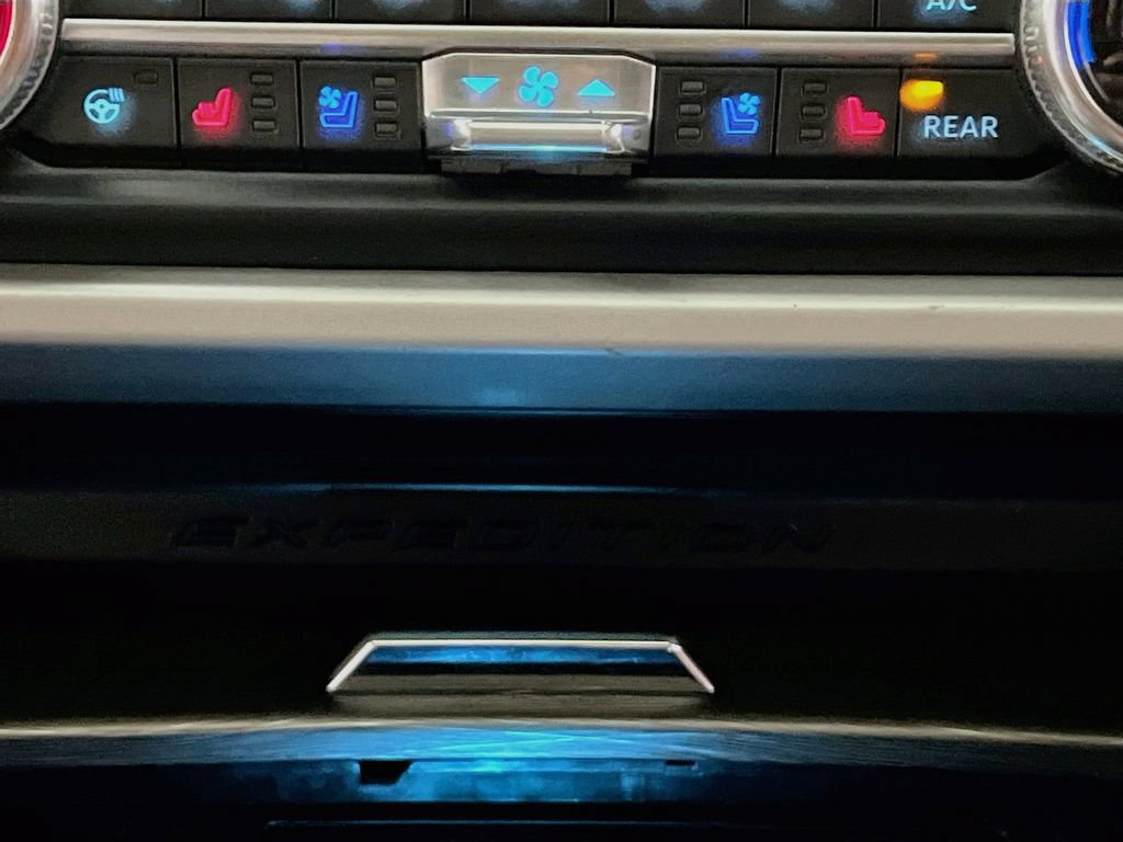 Certified 2022 Ford Expedition Max Limited AWD/4WD image 27