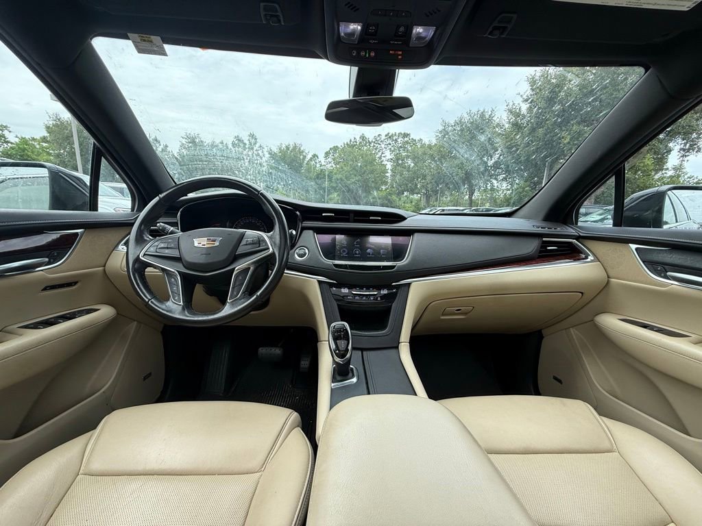 Used 2019 Cadillac XT5 Luxury AWD/4WD image 16