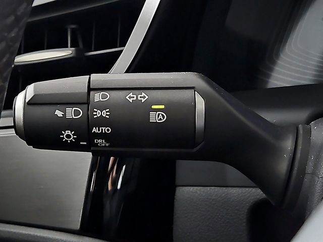 Used 2025 Lexus ES 300h w/ Premium Package image 27