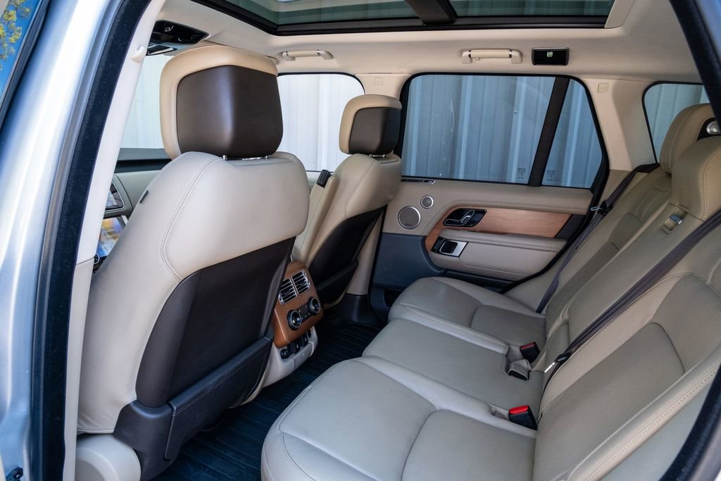 Used 2019 Land Rover Range Rover HSE image 28