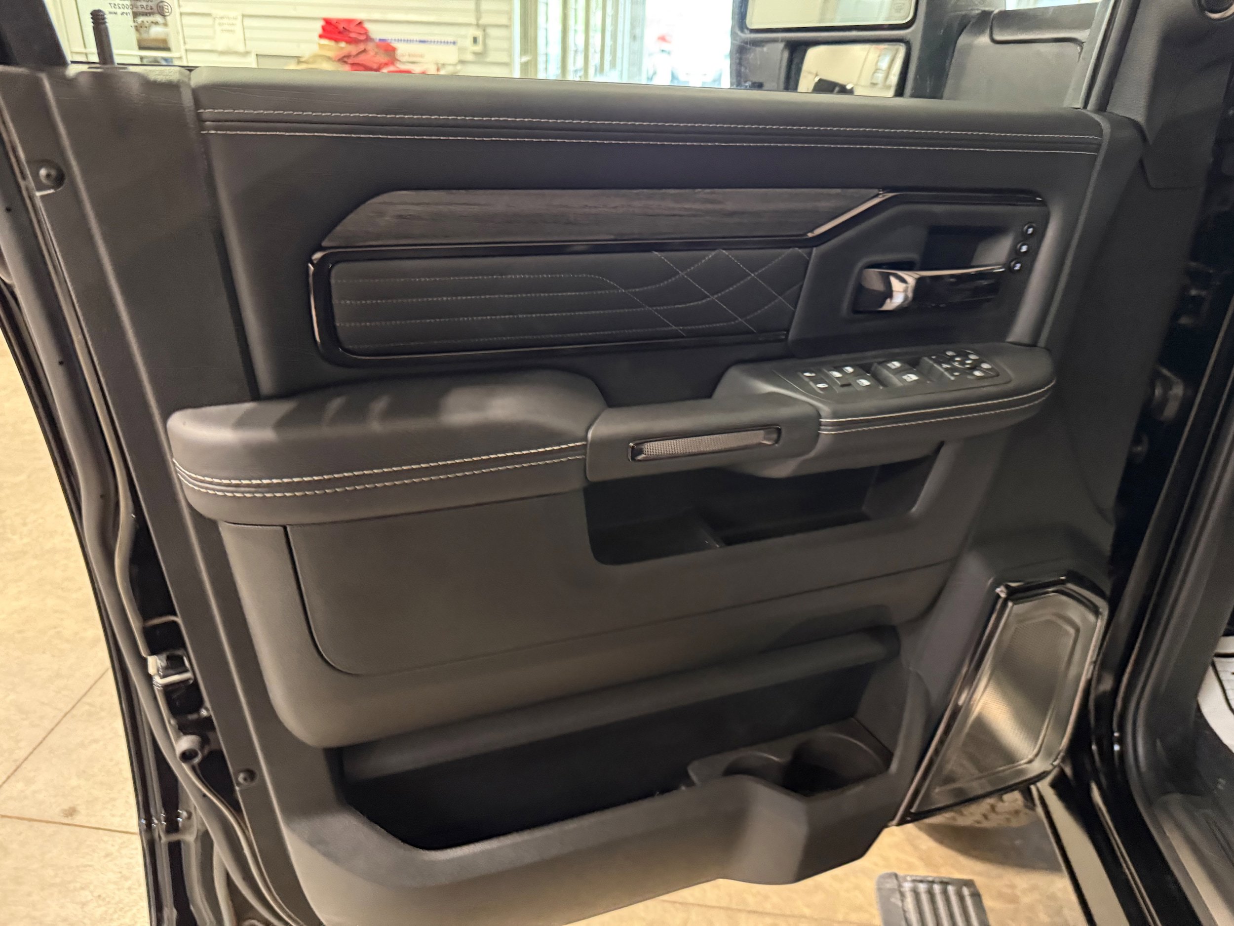 New 2026 RAM 2500 Limited AWD/4WD image 26