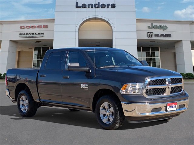 Used 2023 RAM 1500 Classic SLT w/ Trailer & Traction Group image 3