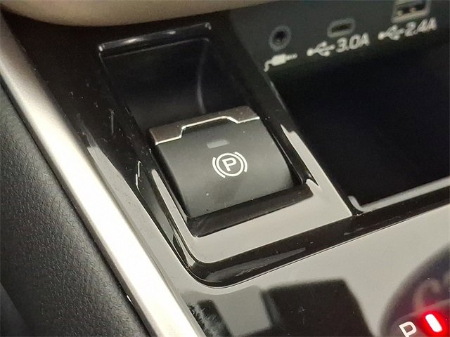 Certified 2025 Subaru Outback Premium image 24