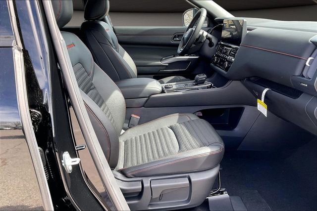 New 2026 Nissan Pathfinder Rock Creek image 6