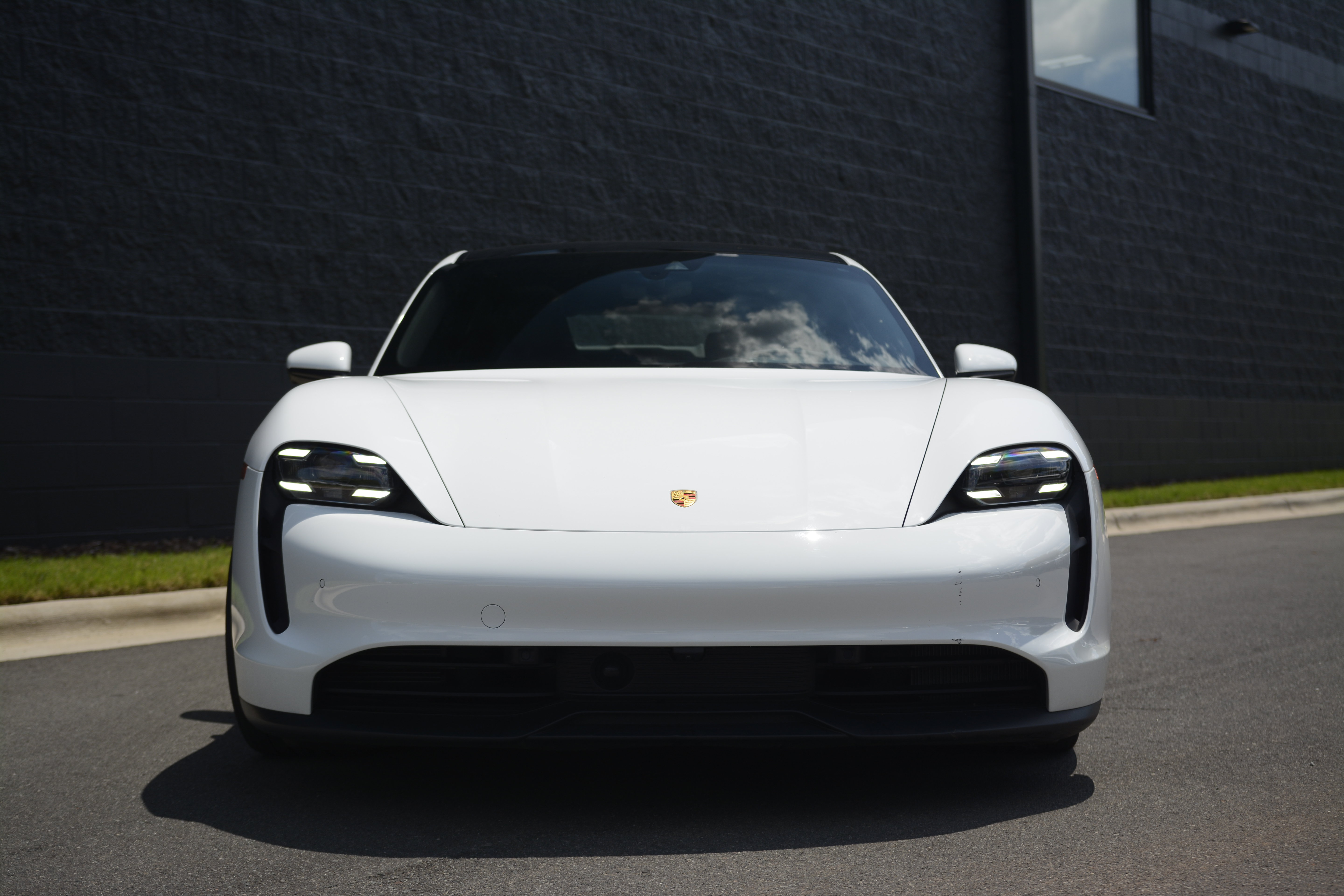 Certified 2023 Porsche Taycan RWD image 10