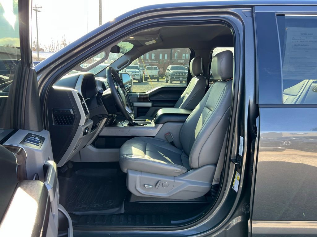 Used 2018 Ford F150 Lariat image 13