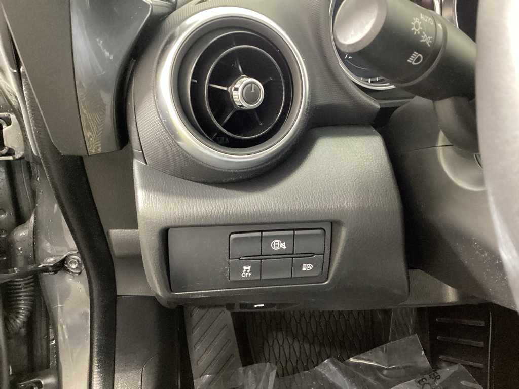 Used 2025 MAZDA MX-5 Miata Grand Touring w/ Weather Package RWD image 14