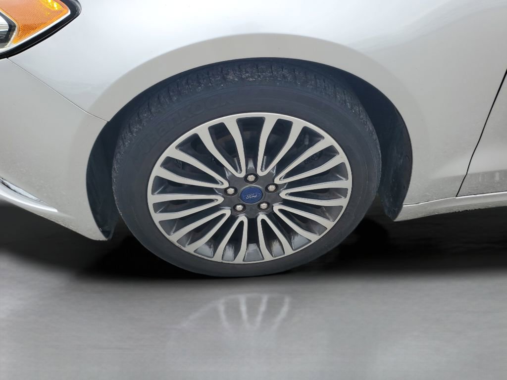 Used 2018 Ford Fusion Titanium image 10