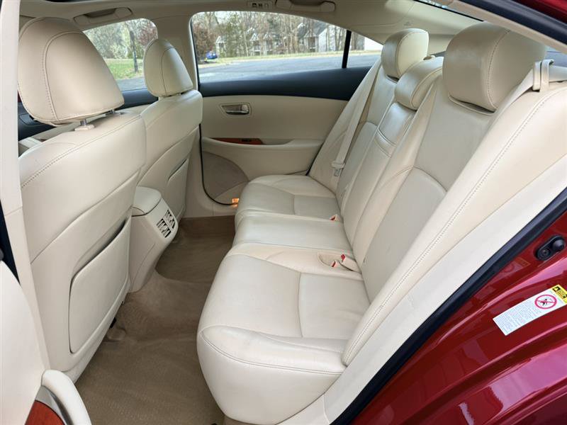 Used 2011 Lexus ES 350 FWD image 19