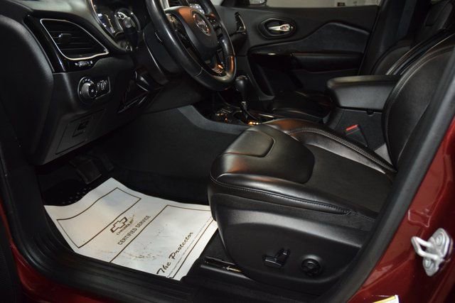 Used 2019 Jeep Cherokee Latitude Plus image 36