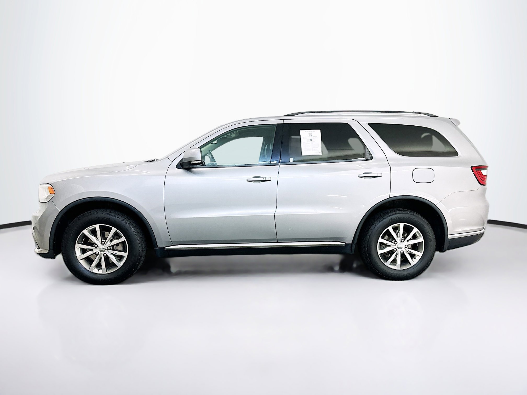 Used 2015 Dodge Durango Limited w/ Nav & Power Liftgate Group image 4