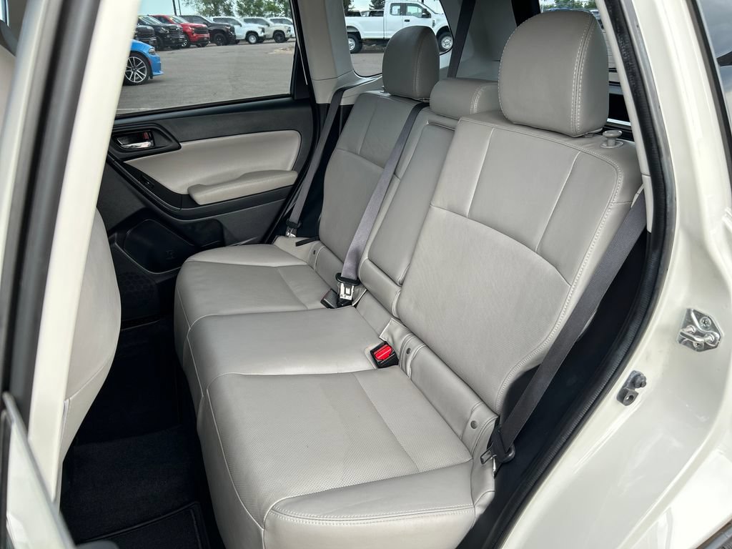 Used 2016 Subaru Forester 2.5i Limited w/ Protection Package #2 AWD/4WD image 18