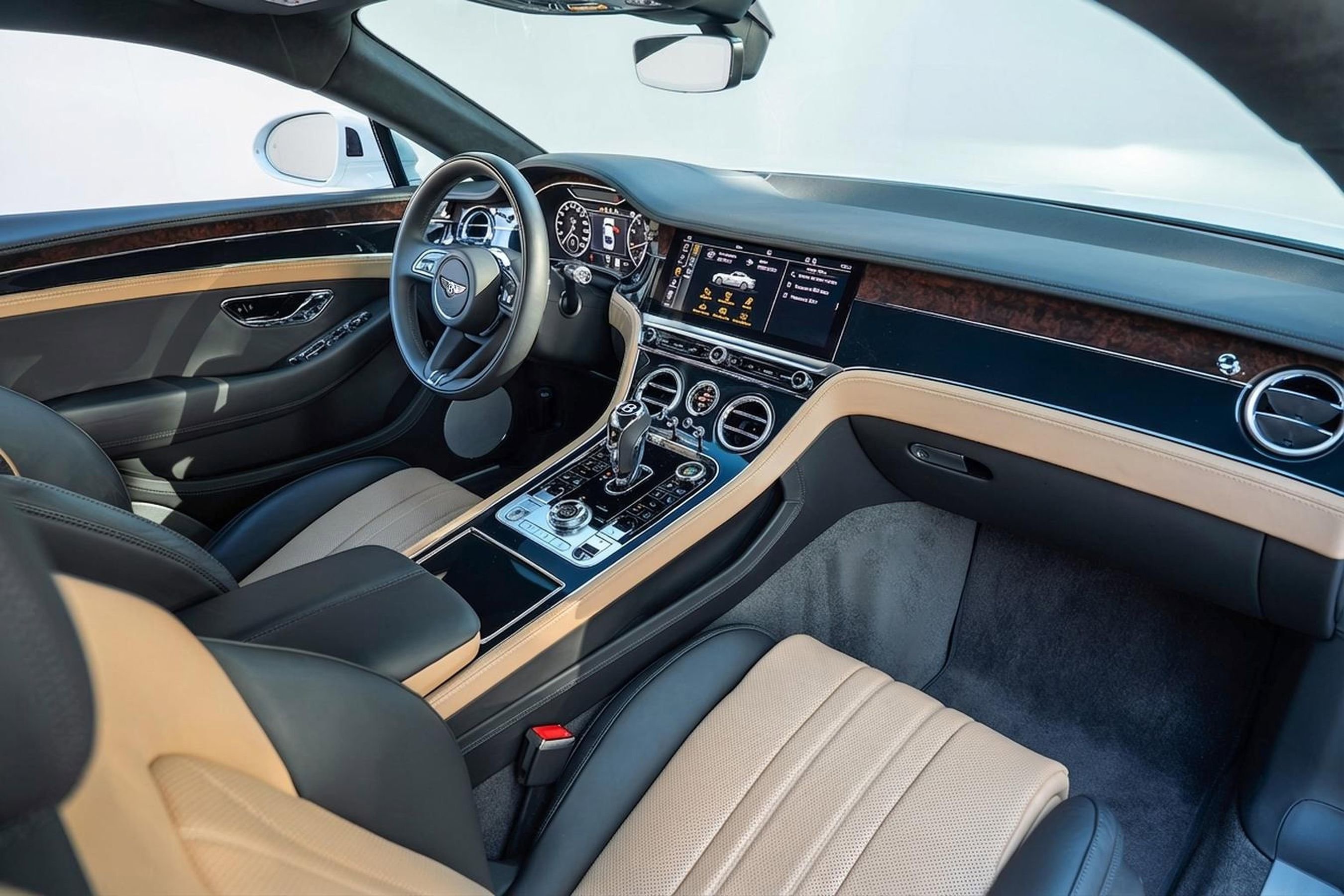 Used 2023 Bentley Continental GT V8 AWD/4WD image 2