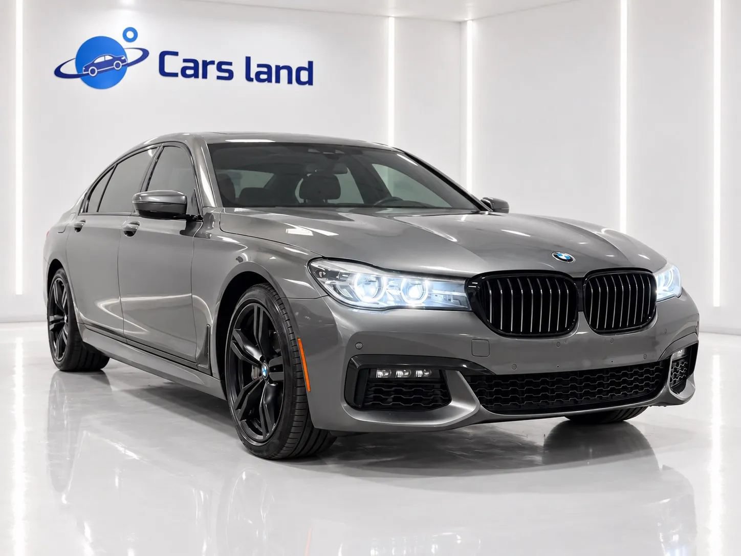 Used 2019 BMW 740i w/ Executive Package RWD image 1