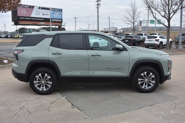 New 2026 Chevrolet Equinox LT image 4