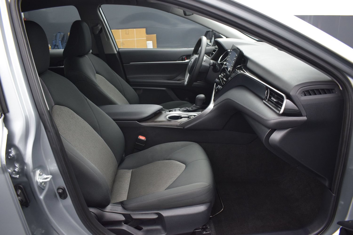 Used 2023 Toyota Camry LE FWD image 10