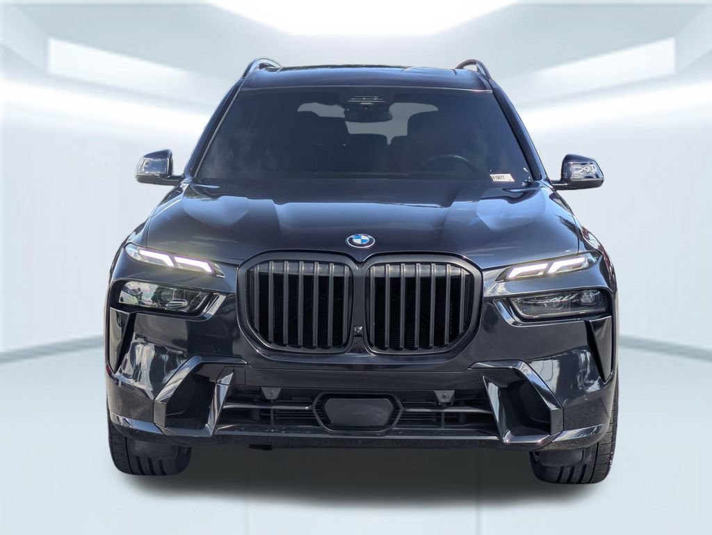 Used 2026 BMW X7 xDrive40i w/ Executive Package AWD/4WD image 8