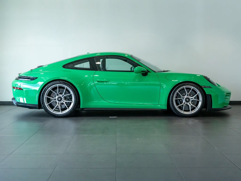 Used 2026 Porsche 911 GT3 RWD image 8