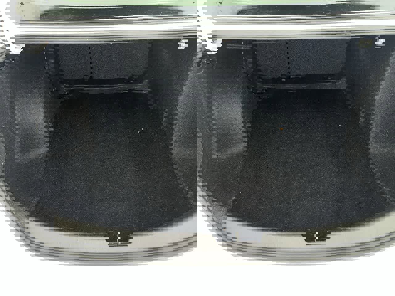 Used 2023 Chevrolet Malibu LS image 27