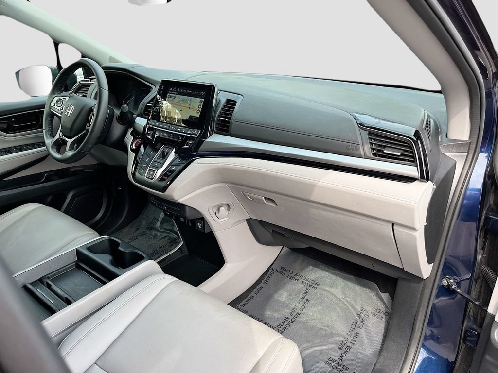 Used 2024 Honda Odyssey Touring image 32
