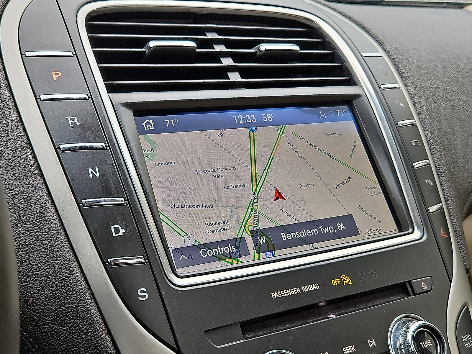 Used 2020 Lincoln Nautilus Reserve image 17