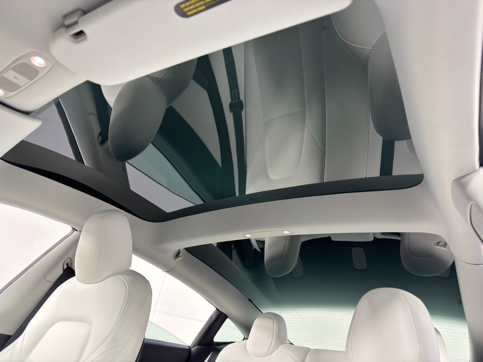 Used 2021 Tesla Model 3 Performance image 15