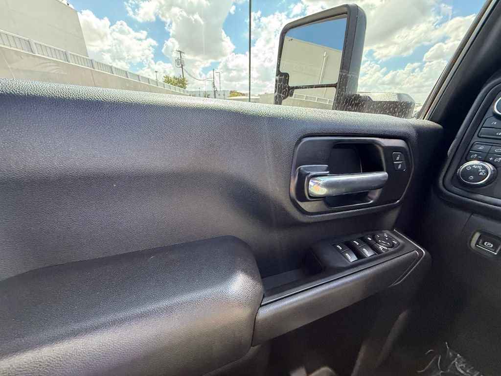 Used 2024 Chevrolet Silverado 2500 Custom w/ Custom Value Package AWD/4WD image 17