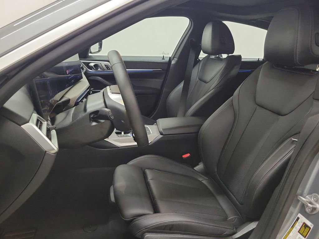 Used 2025 BMW i4 eDrive40 image 19