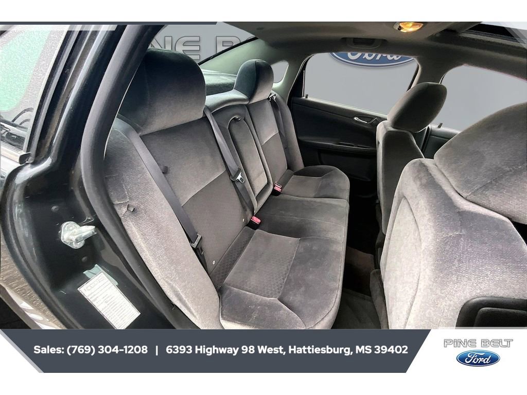 Used 2015 Chevrolet Impala LT w/ LT Sunroof Package FWD image 19