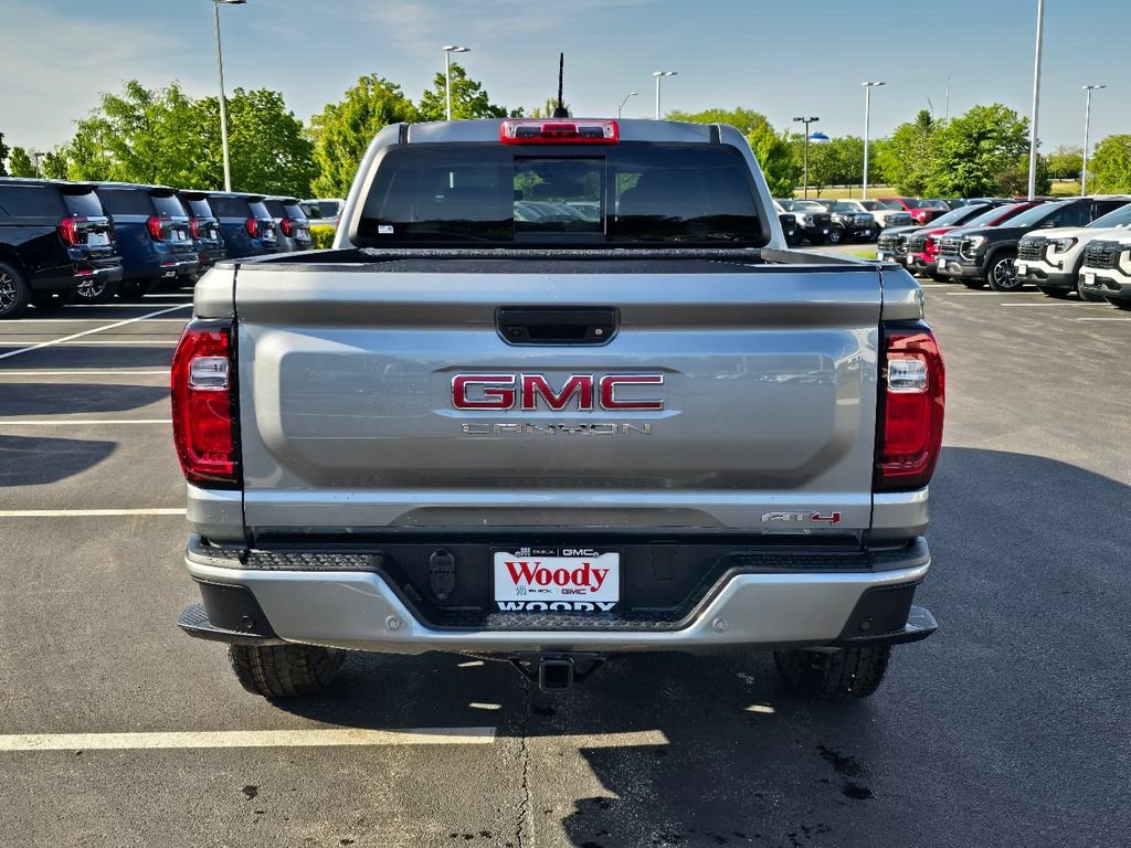 New 2026 GMC Canyon AT4 w/ AT4 Premium Package AWD/4WD image 9