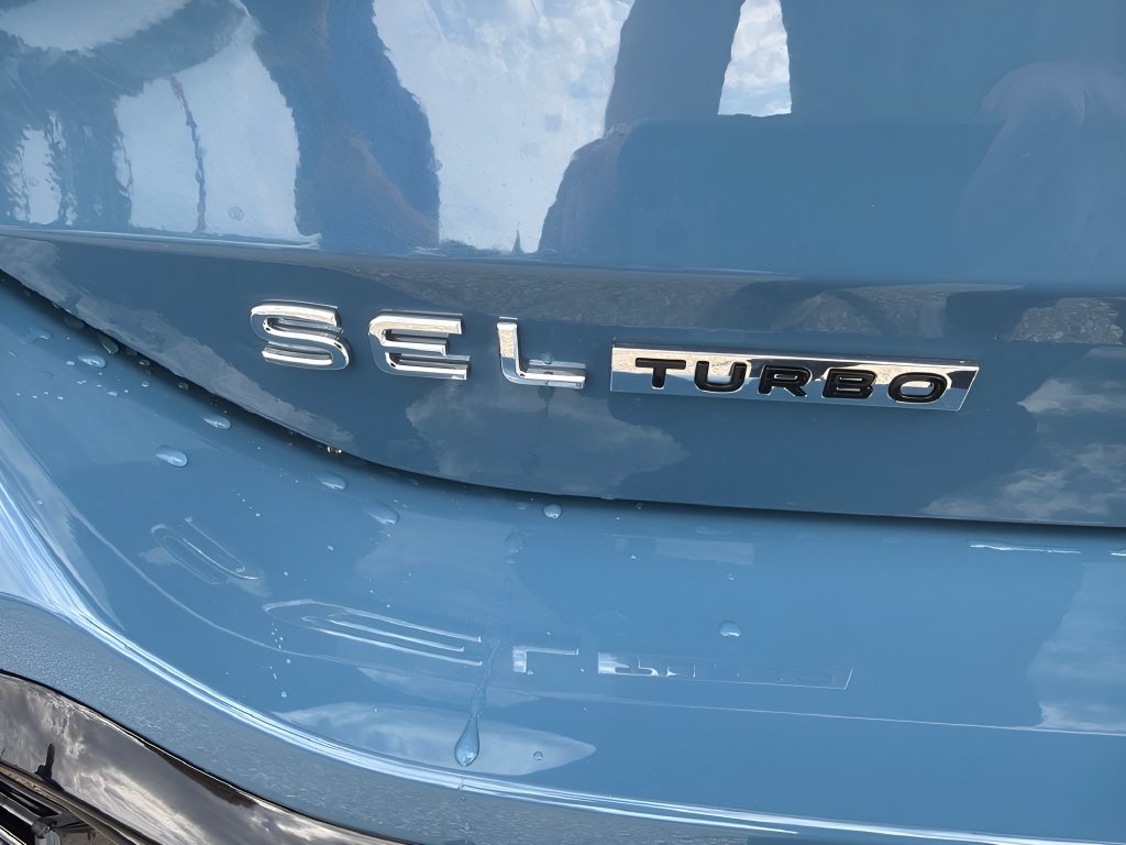 New 2026 Volkswagen Tiguan SEL R-Line AWD/4WD image 35