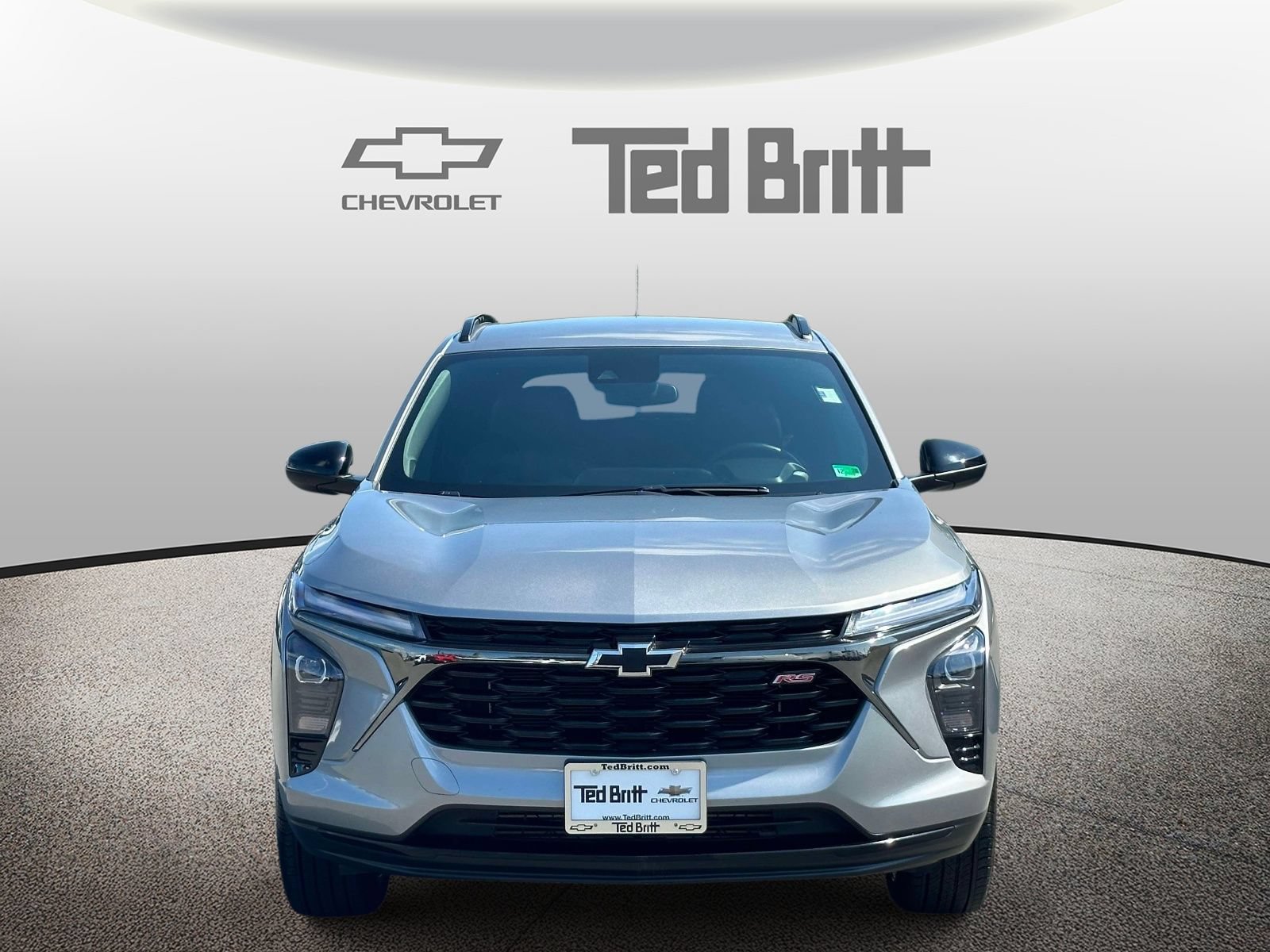 Used 2025 Chevrolet Trax RS w/ Driver Confidence Package FWD image 2