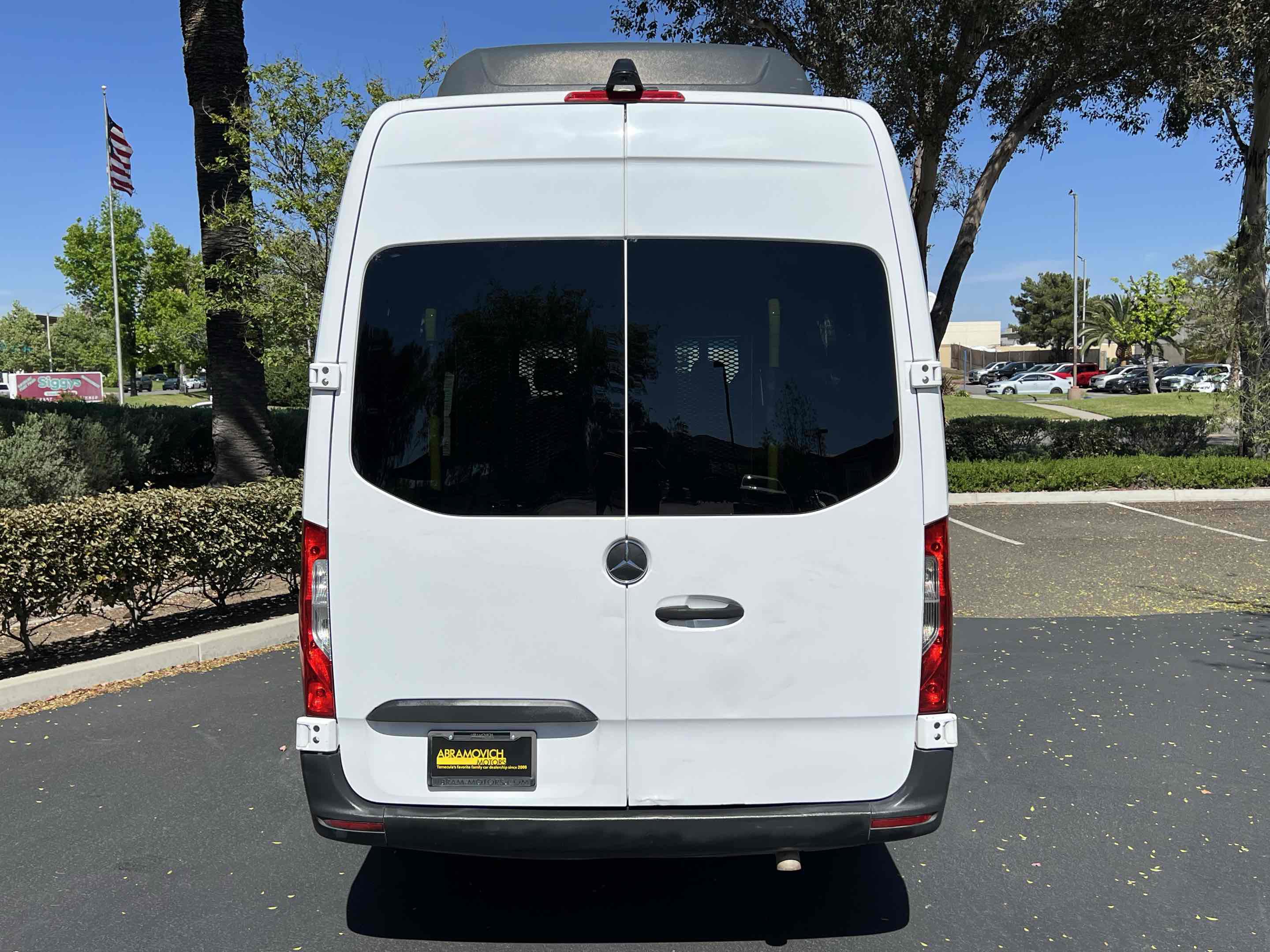 Used 2019 Mercedes-Benz Sprinter 2500 w/ Driver Convenience Package image 19
