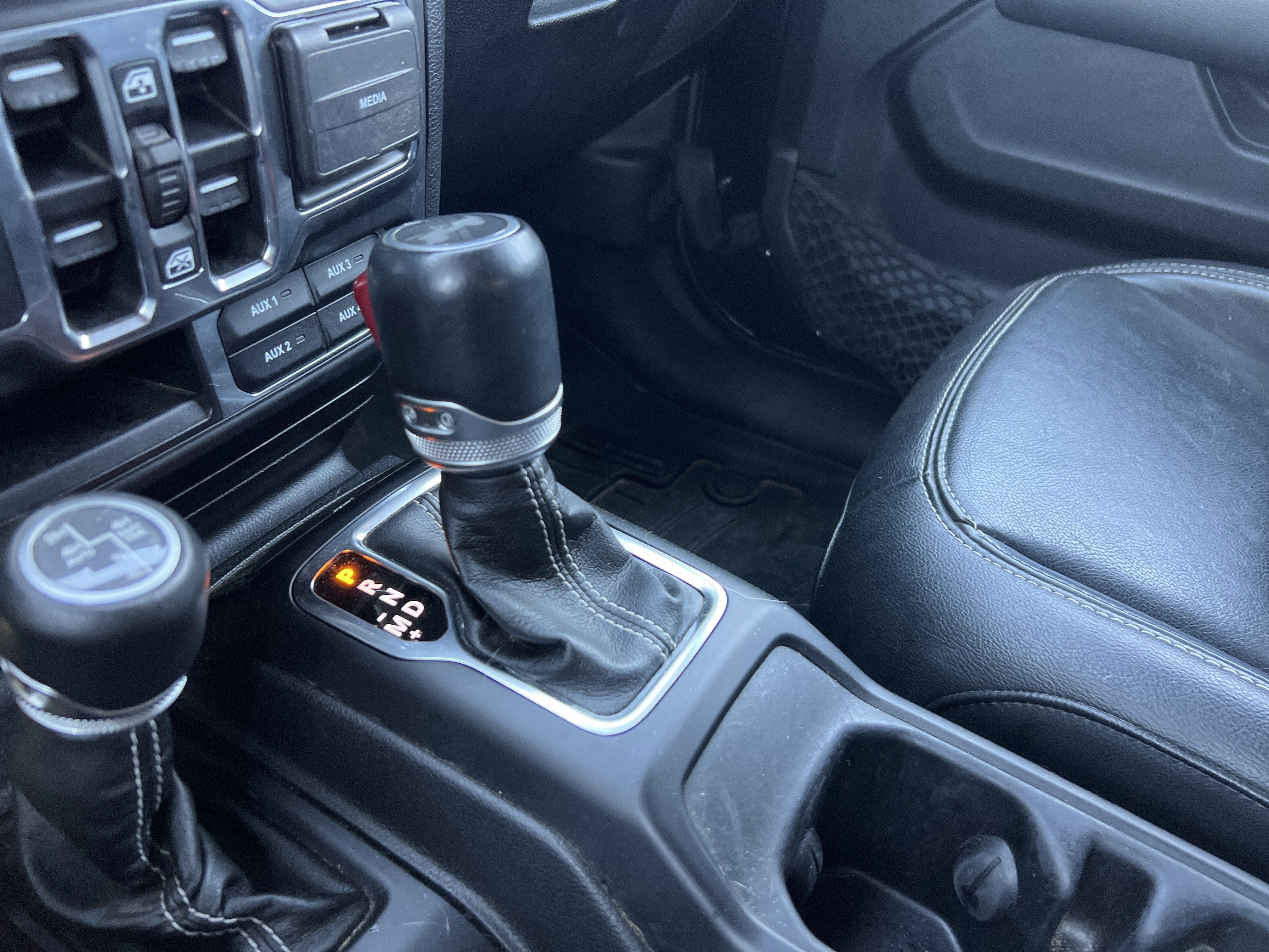 Used 2022 Jeep Wrangler Unlimited Sahara w/ Cold Weather Group image 26