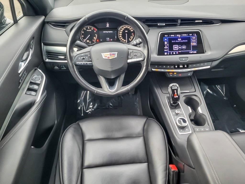 Used 2020 Cadillac XT4 Premium Luxury AWD/4WD image 11