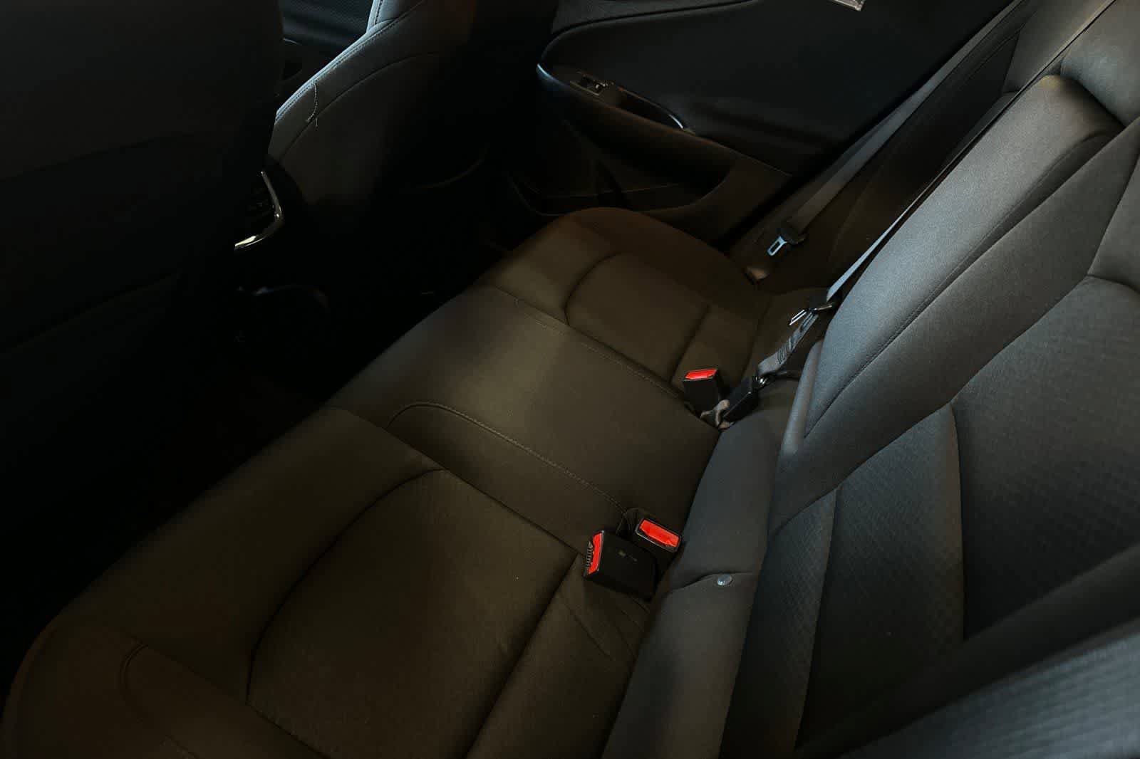 Used 2023 Chevrolet Malibu LT FWD image 5