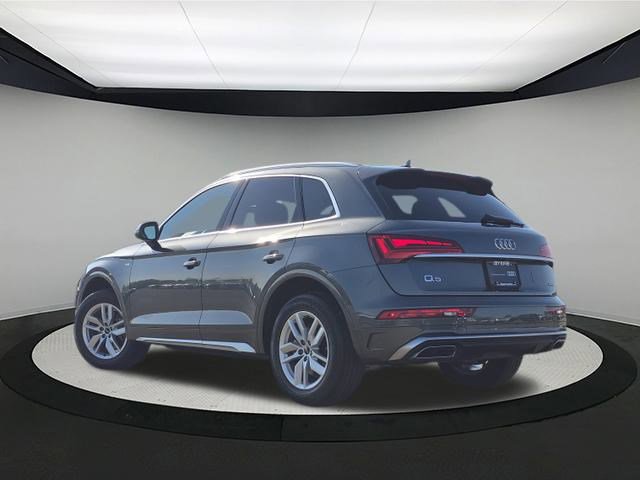 Certified 2023 Audi Q5 2.0T Premium w/ Convenience Package image 5