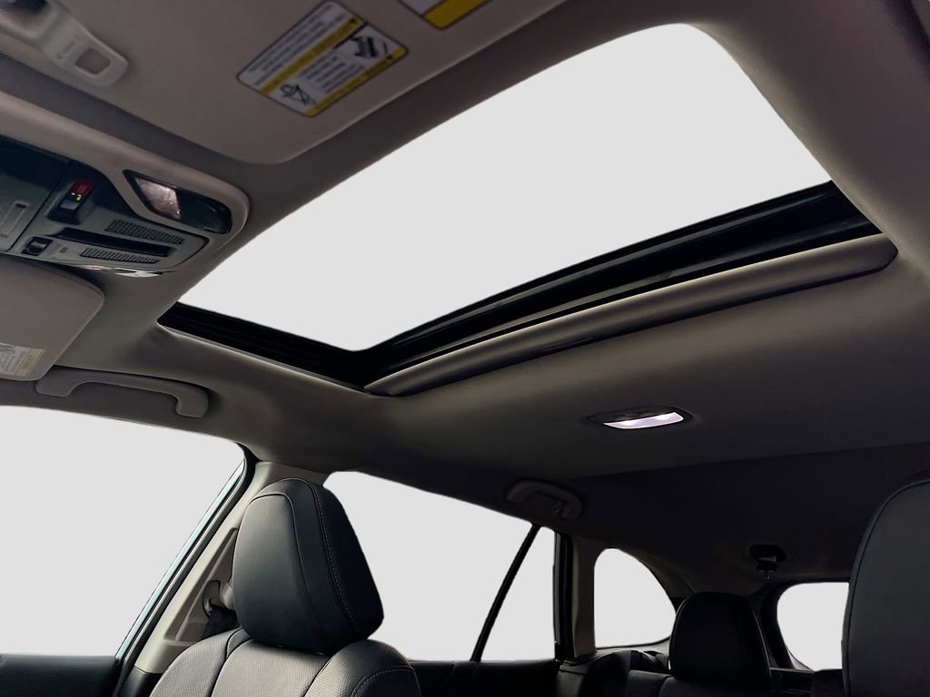 Used 2025 Subaru Outback Touring image 23