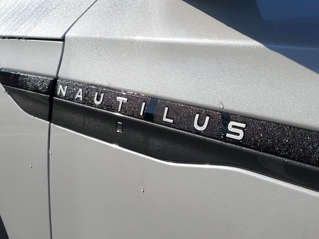 Used 2024 Lincoln Nautilus Premier w/ Jet Appearance Package image 14
