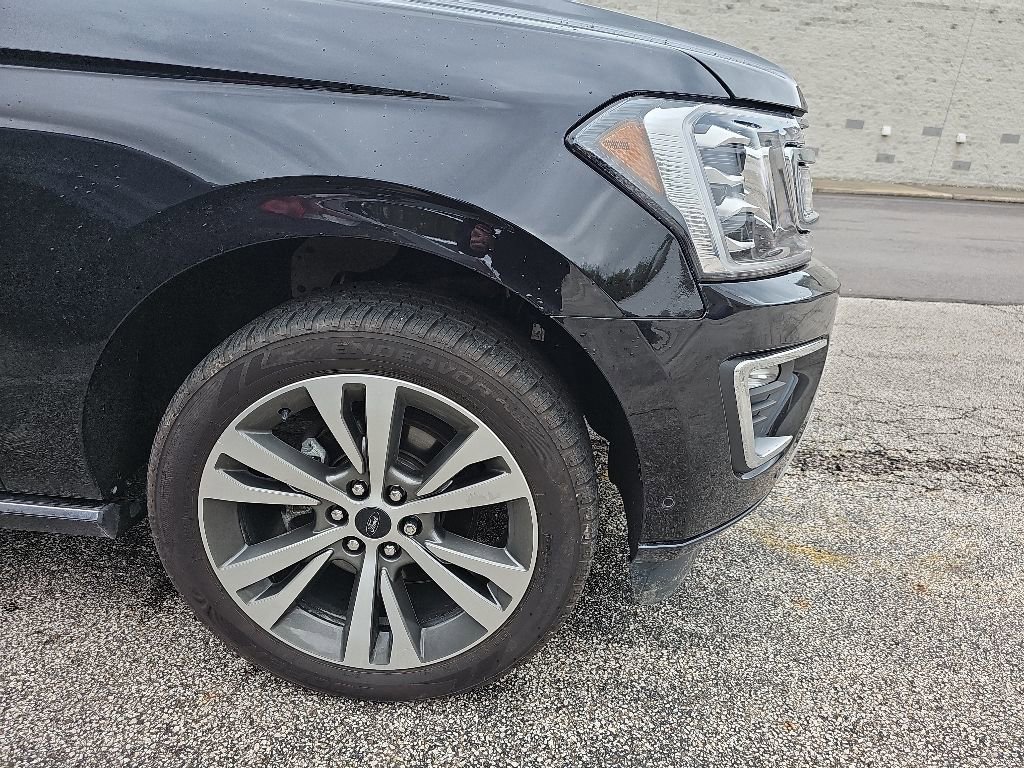 Used 2021 Ford Expedition Max Platinum AWD/4WD image 16