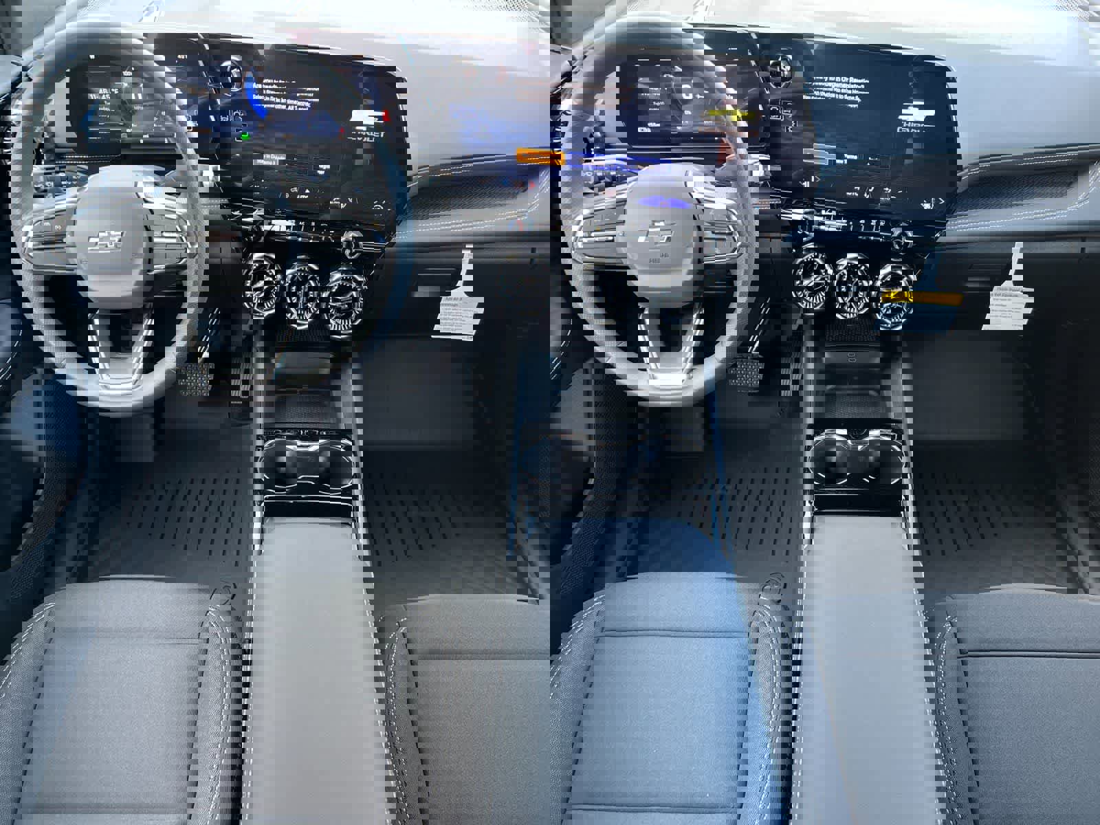 New 2026 Chevrolet Blazer EV LT image 3