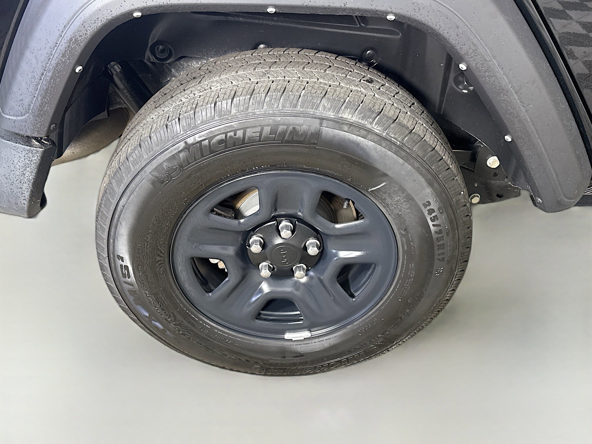 Used 2022 Jeep Wrangler Unlimited Sport image 33