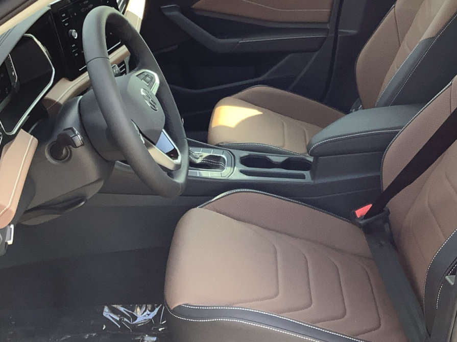 New 2027 Volkswagen Jetta SEL FWD image 22
