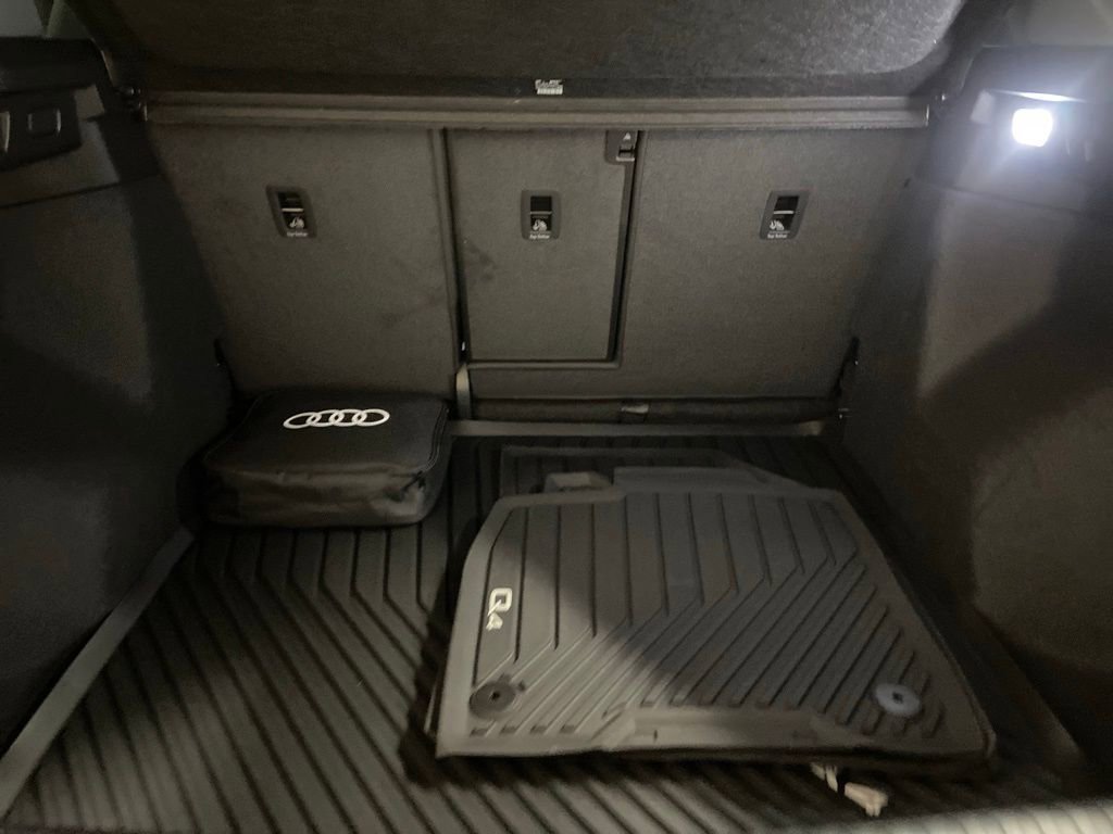 New 2026 Audi Q4 e-tron Premium image 6