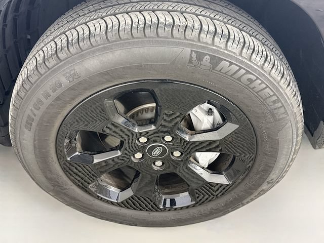 Certified 2022 Land Rover Defender 110 X-Dynamic HSE AWD/4WD image 33