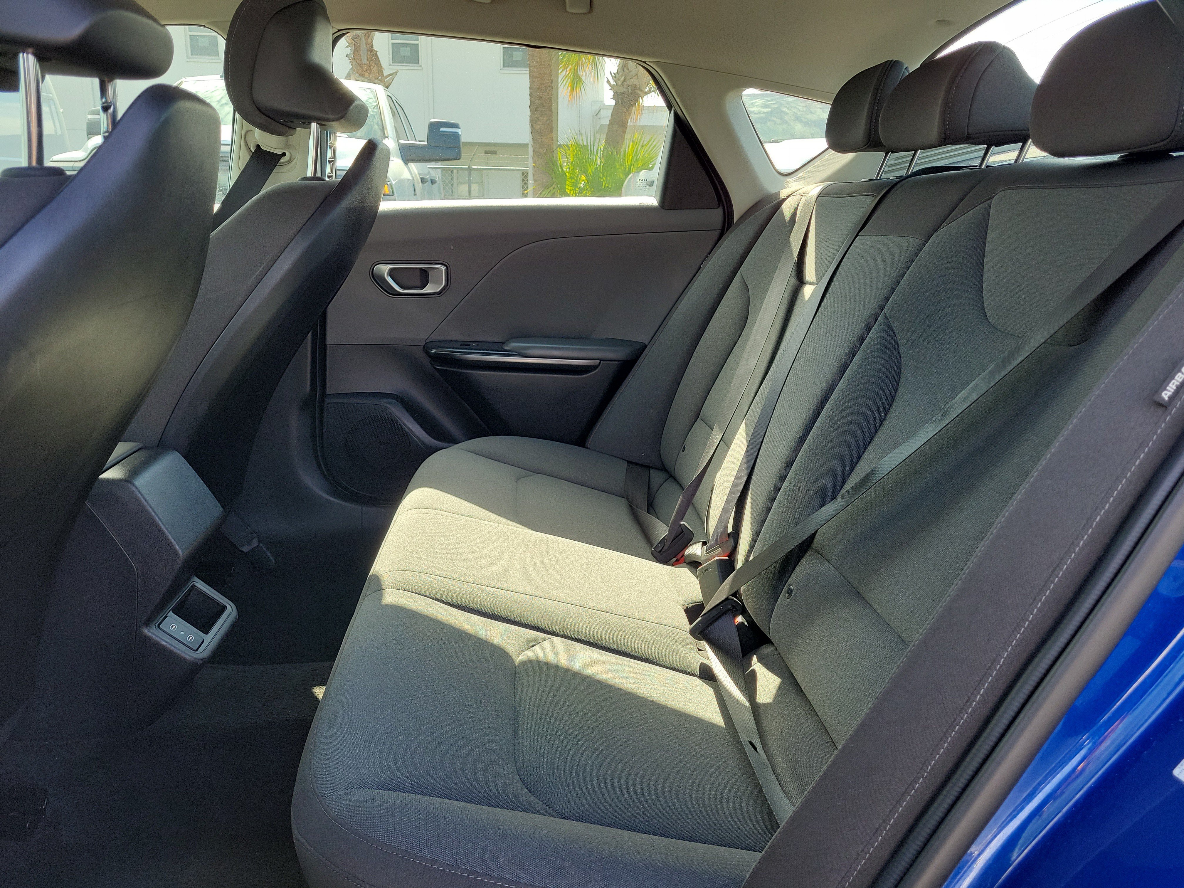 Used 2025 Kia K4 FWD image 16